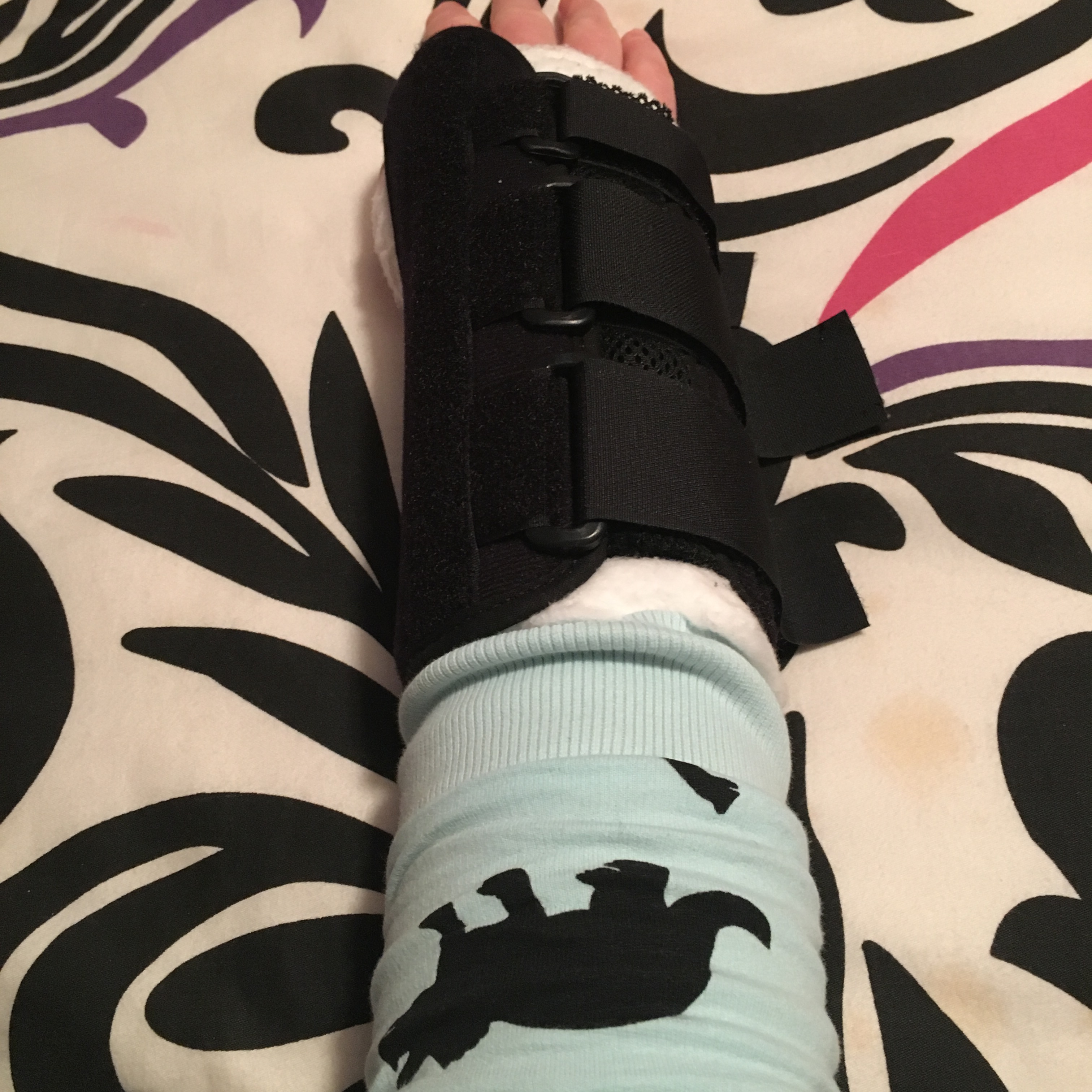 B465792C-7E97-4827-A609-EECF7165390B